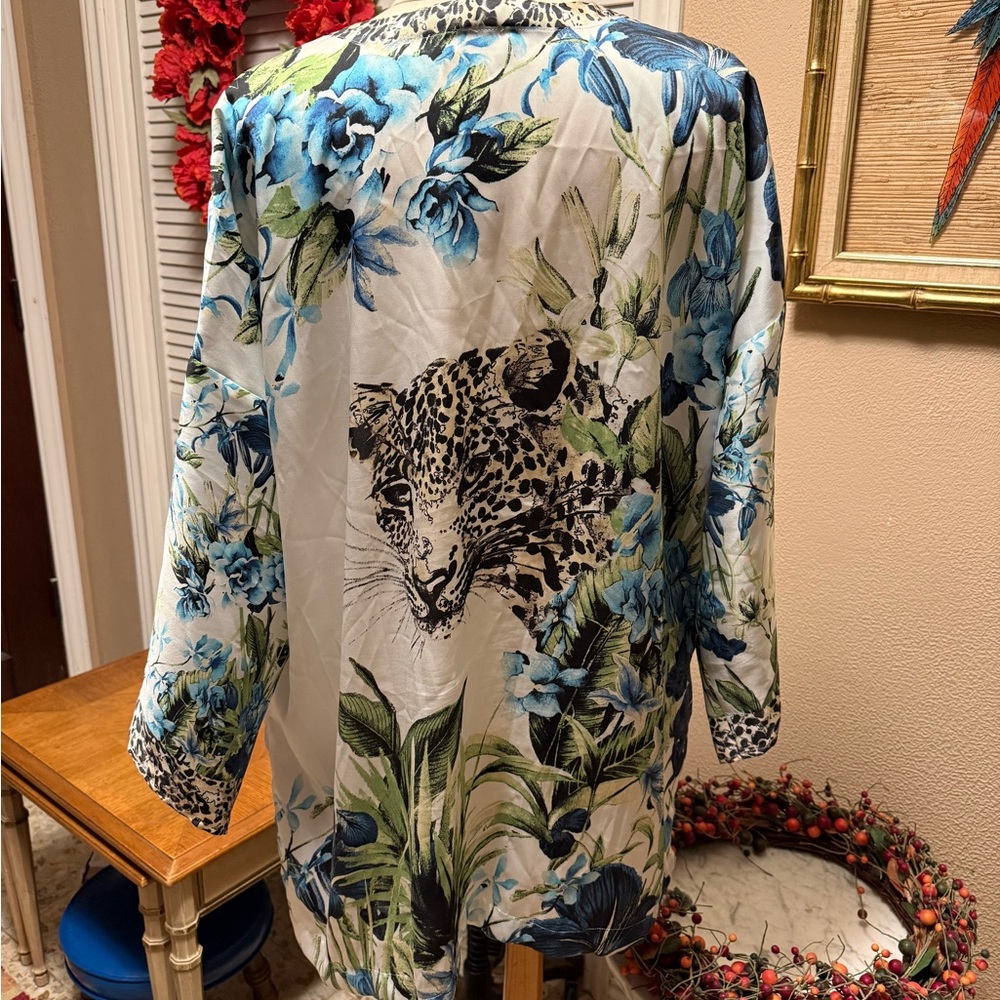 Chico's lightweight Animal Print Kimono Jacket size L/XL